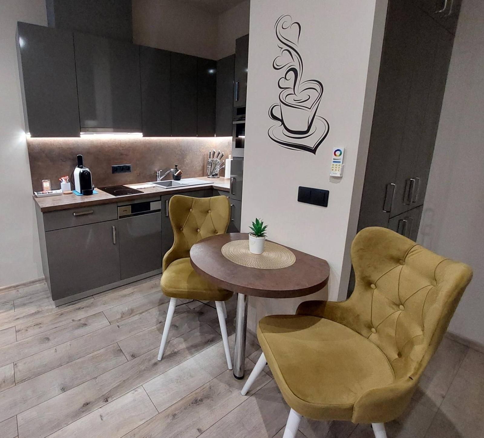 Silver Dawn Apartments Szeged Exterior photo